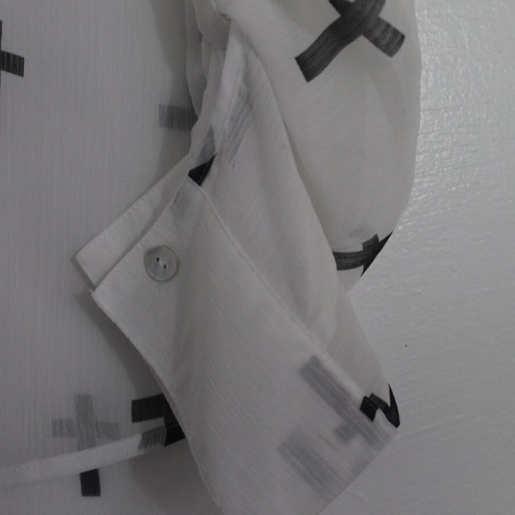 Button up shirt - Picture 4 of 4